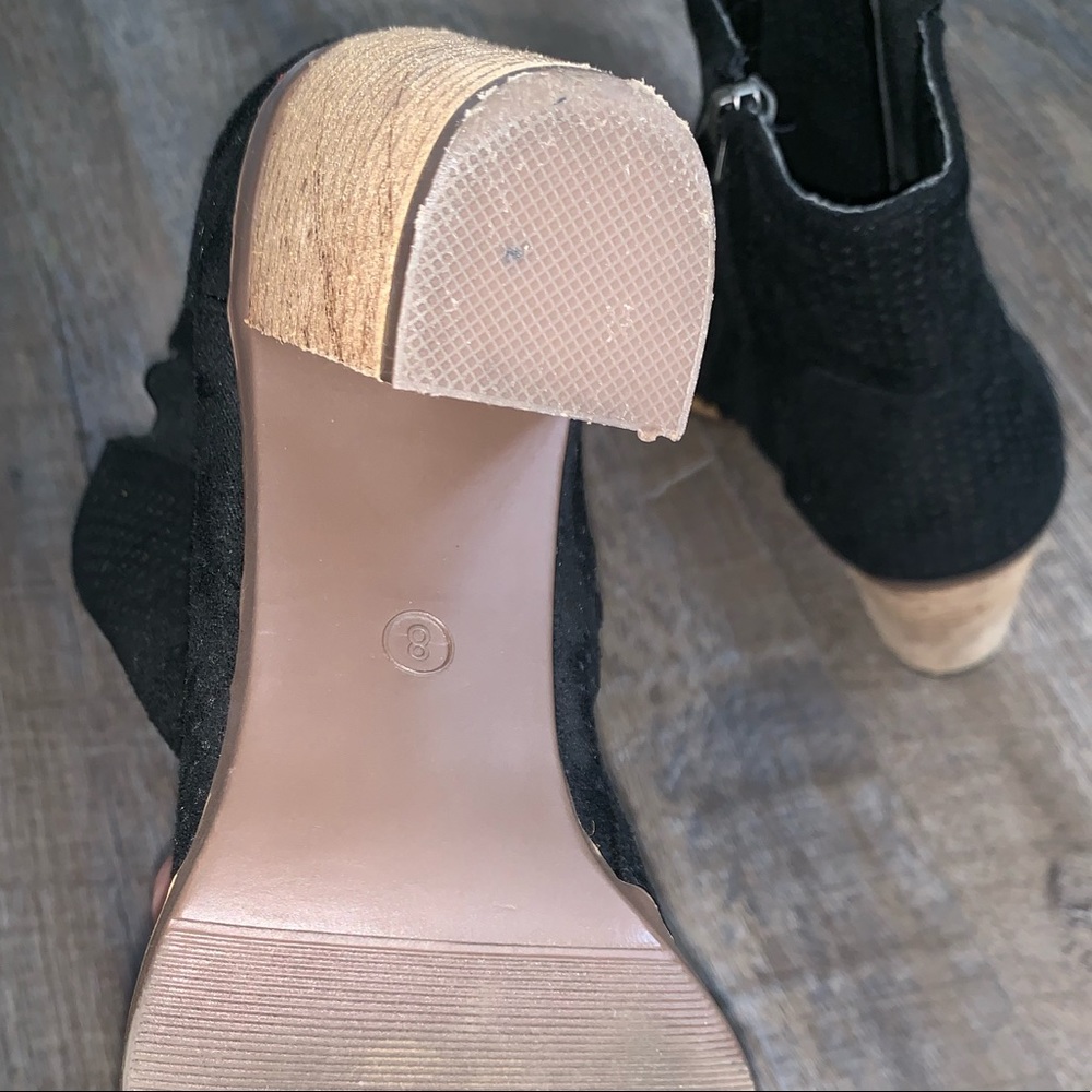 Black heeled booties - Picture 5 of 5
